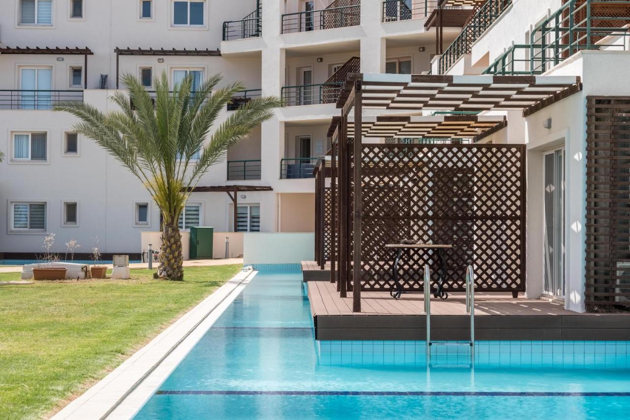 Thalassa Beach Family & Waterpark Resort Vokolidha Eksteriør billede