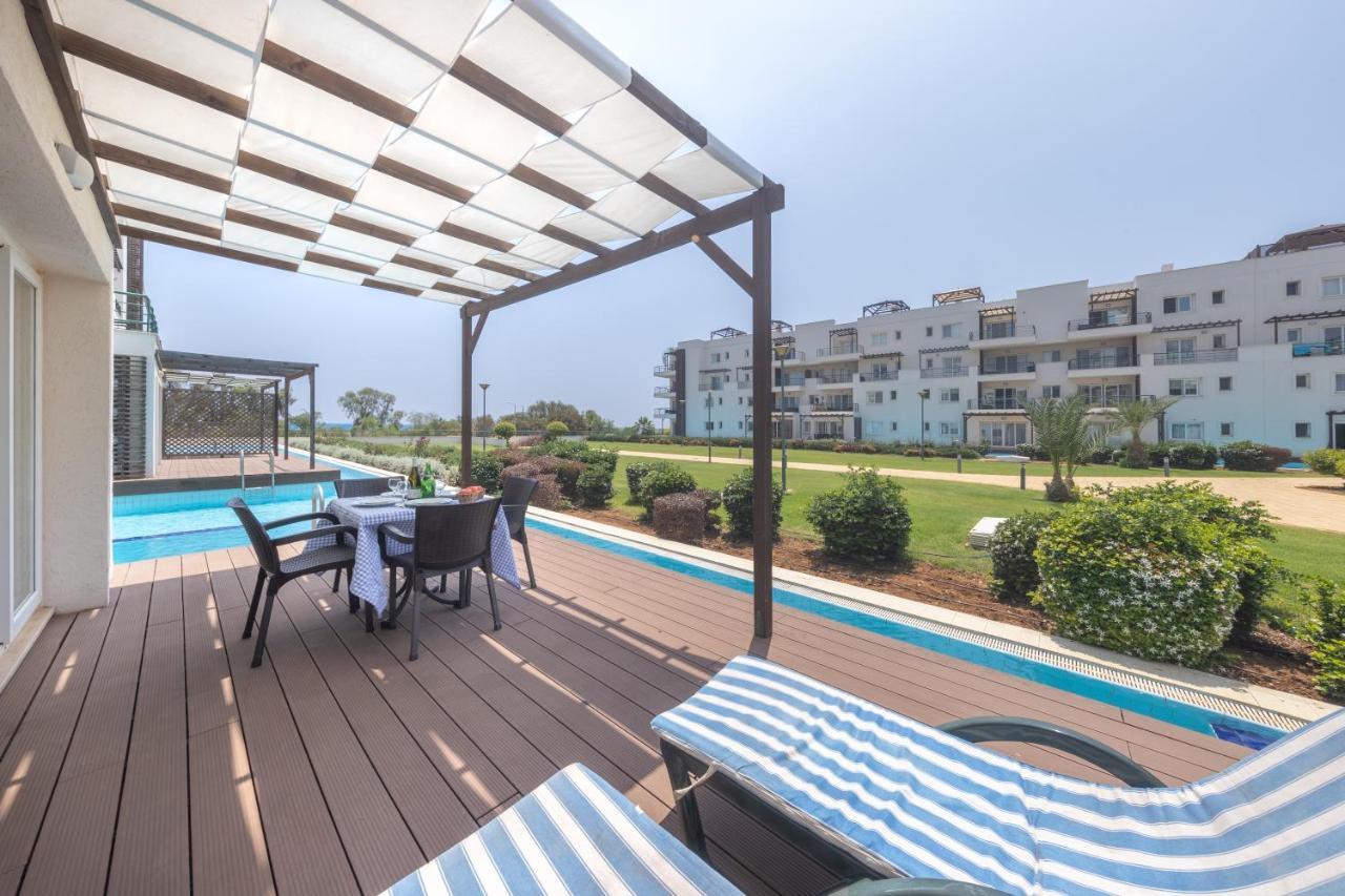 Thalassa Beach Family & Waterpark Resort Vokolidha Eksteriør billede