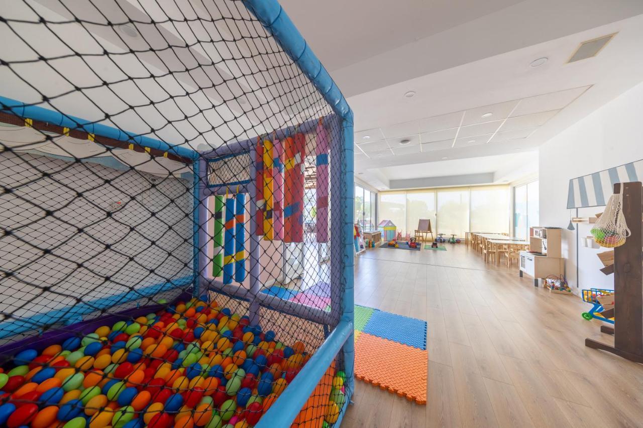 Thalassa Beach Family & Waterpark Resort Vokolidha Eksteriør billede